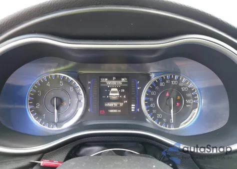 2015 Chrysler 200 Limited из США, поврежденный, VIN 1C3CCCAB5FN694805